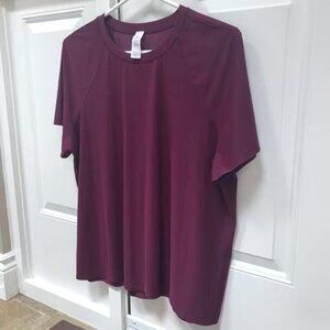 Cute Lululemon T-shirt Beautiful Purple Fuchsia Maroon